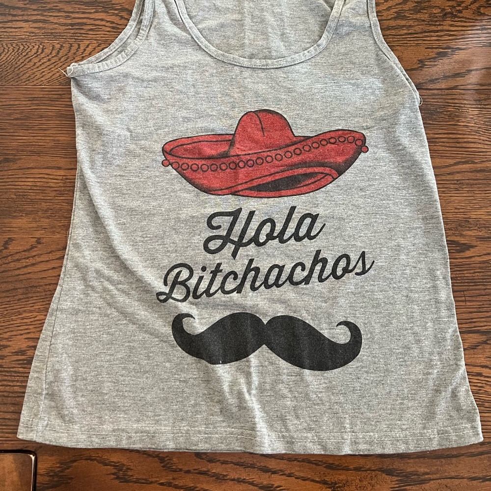 Hola Bitchachos Médium